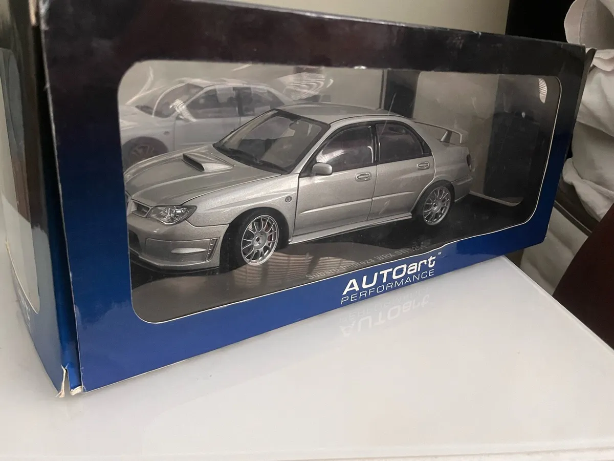 Subaru Diecast 1:18 - Image 3