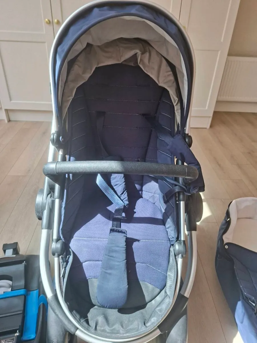 Icandy Peach Travel System - Image 2
