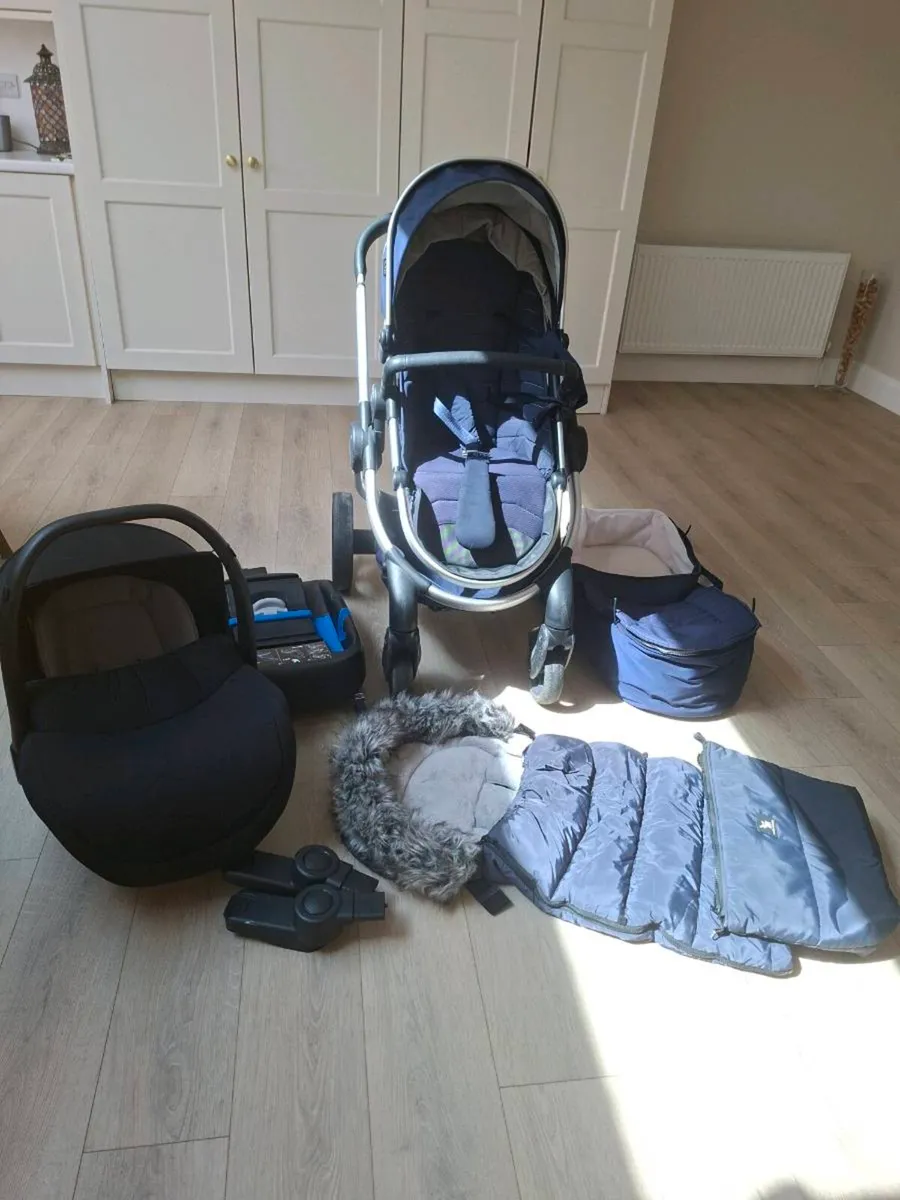 Icandy Peach Travel System - Image 1