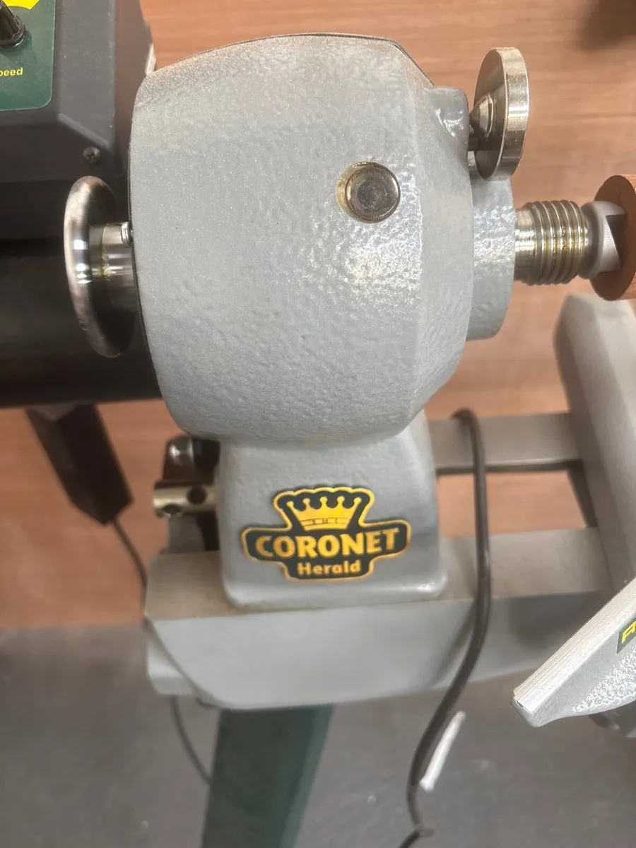 Wood lathe Coronet Herald perfect condition - Image 3