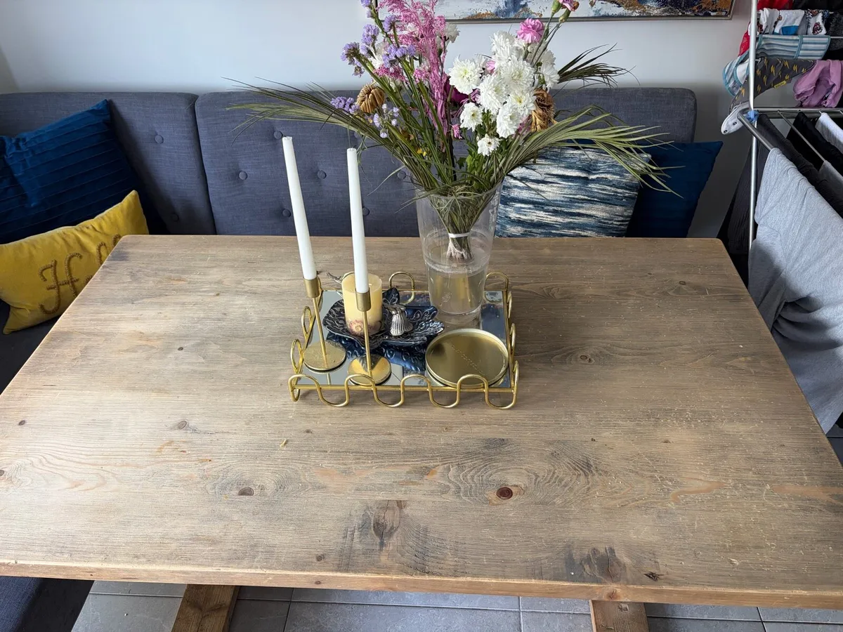 Rustic kitchen table and L bench - Image 2