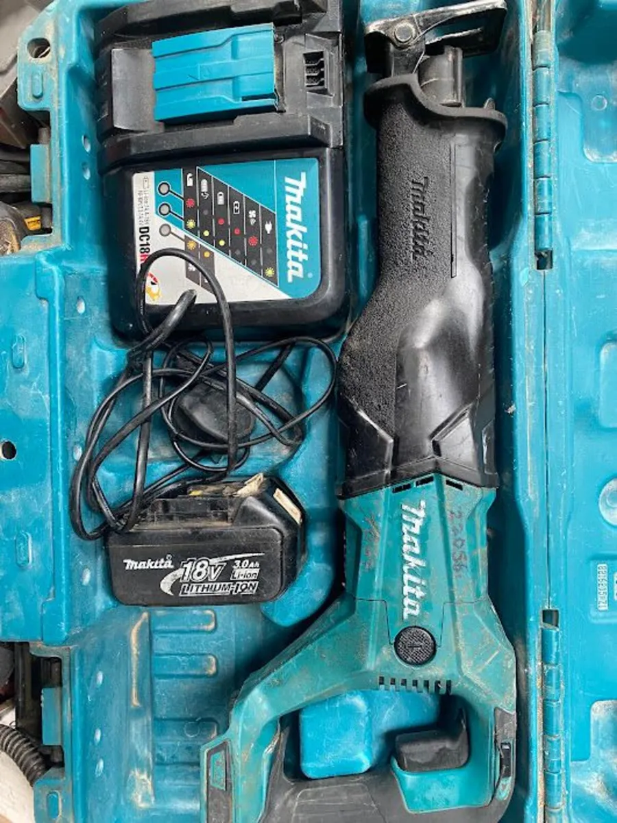 Makita  Repo.  Saw 18V - Image 2