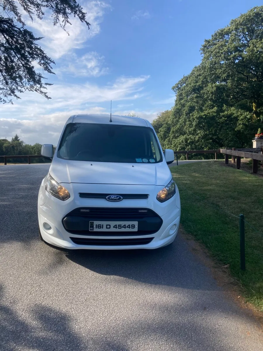 Ford Transit Connect LWB - Image 3