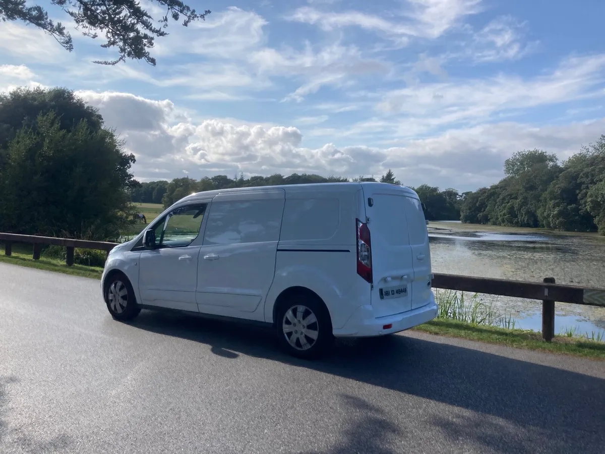 Ford Transit Connect LWB - Image 4