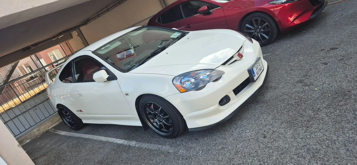DC5 INTEGRA TYPE R - Image 1