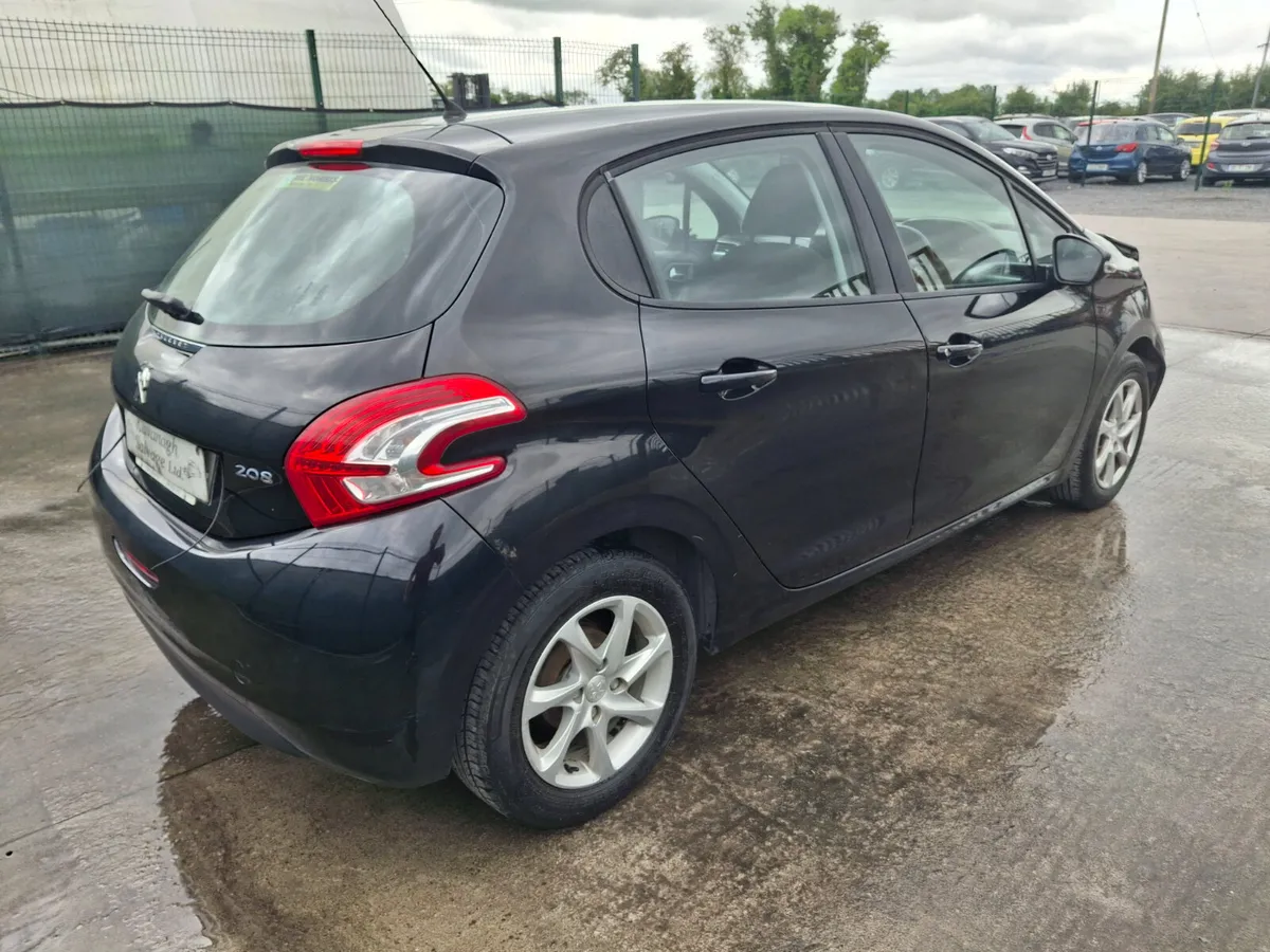 2015 Peugeot 208 1.4 Diesel - Image 3