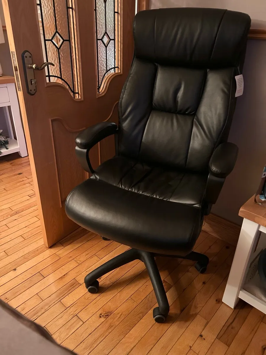 Black Leather-Style Executive Office Chair - Image 1