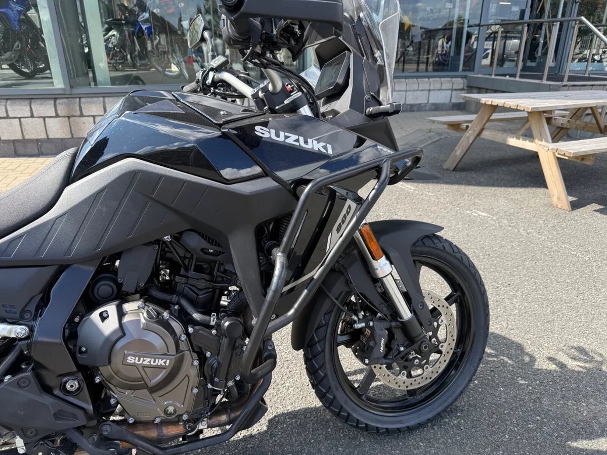 2024 Suzuki V Strom 800 Touring - Image 2