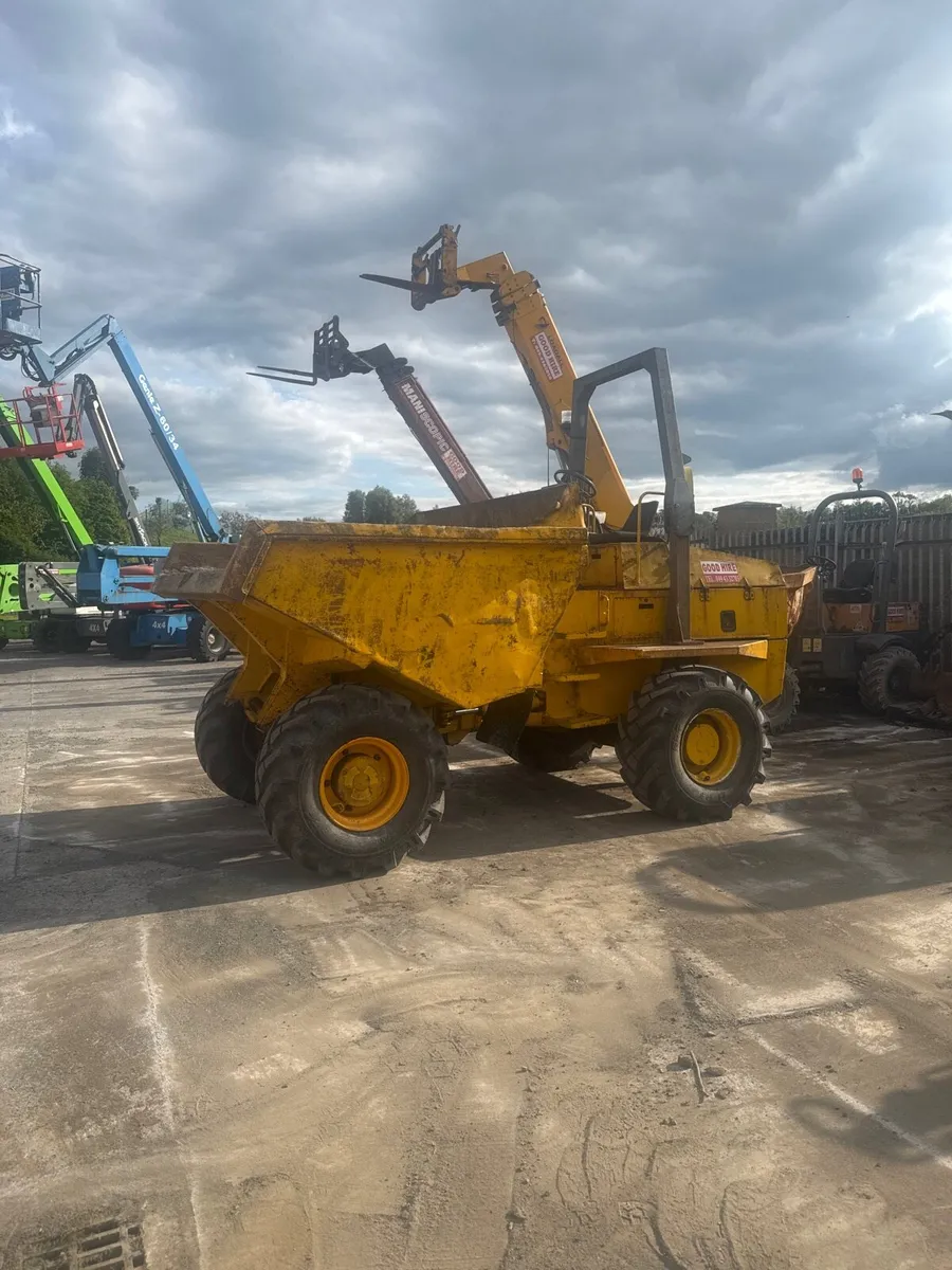 9 Tonne dumper - Image 1