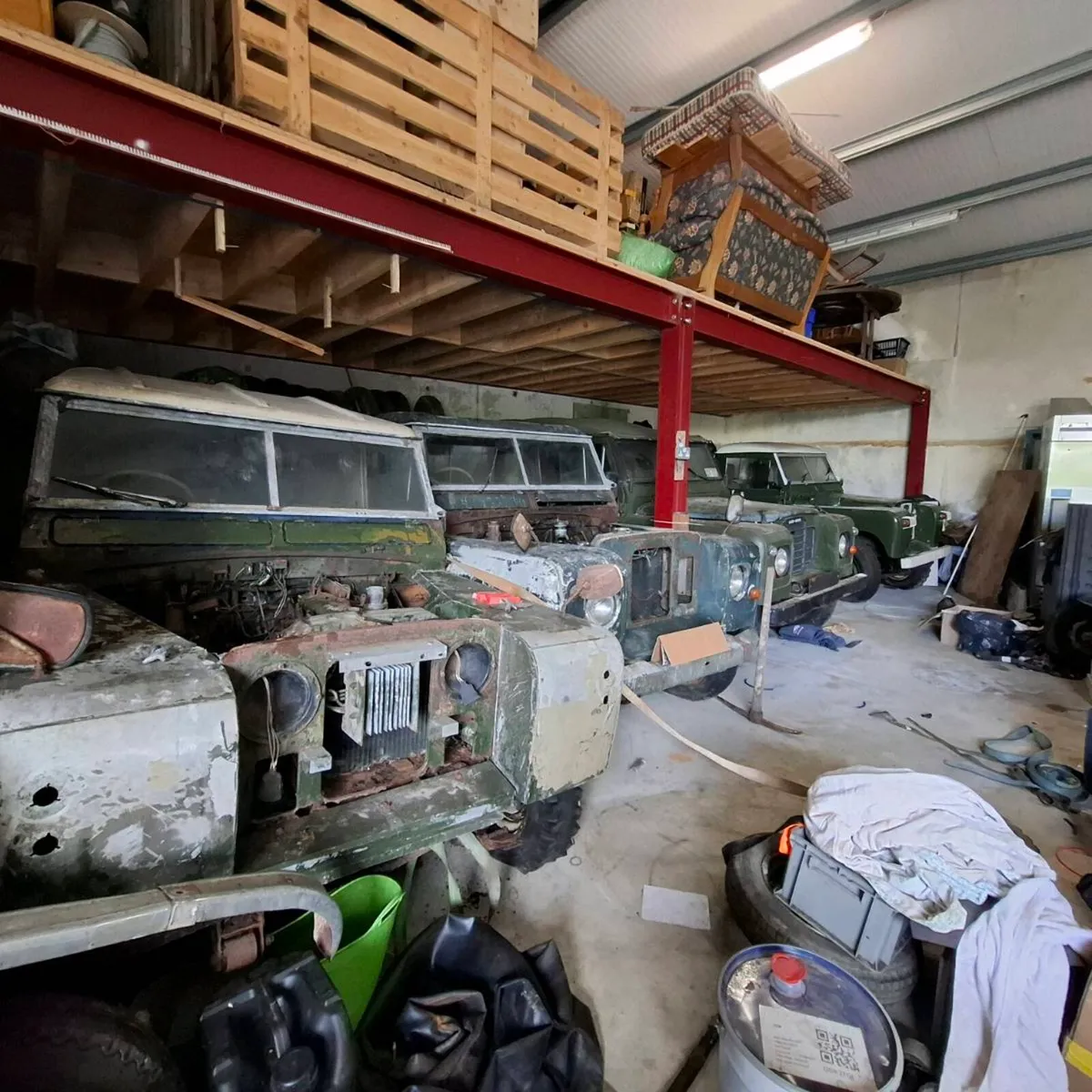 Landrover barn finds - Image 2