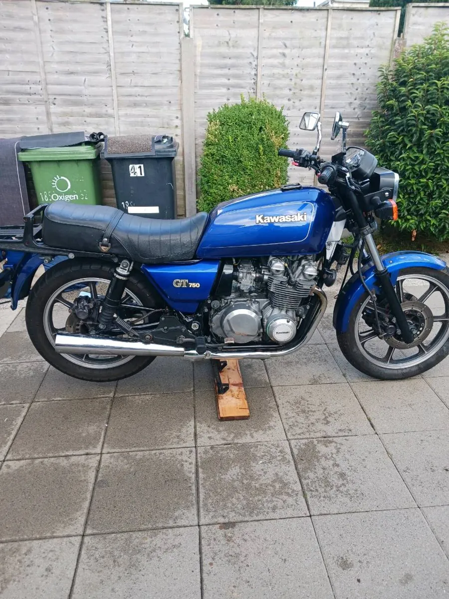 Kawasaki  GT 750 - Image 1