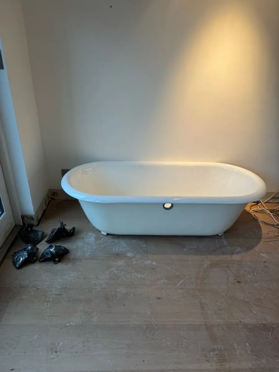 bath - Image 1