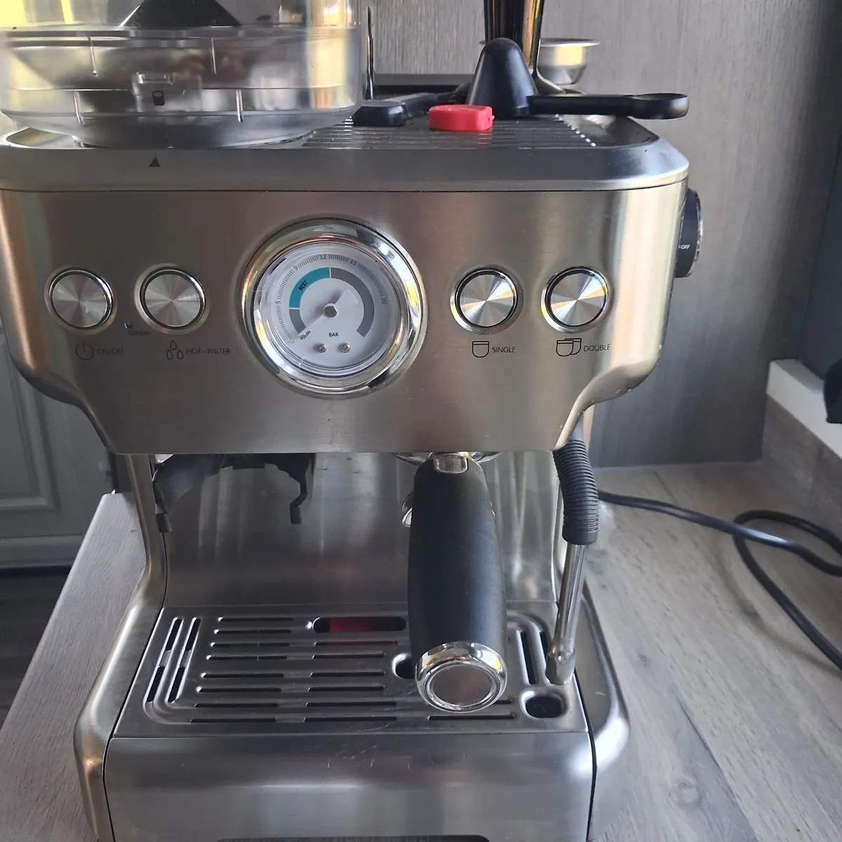 New coffee machine as seen - Image 2