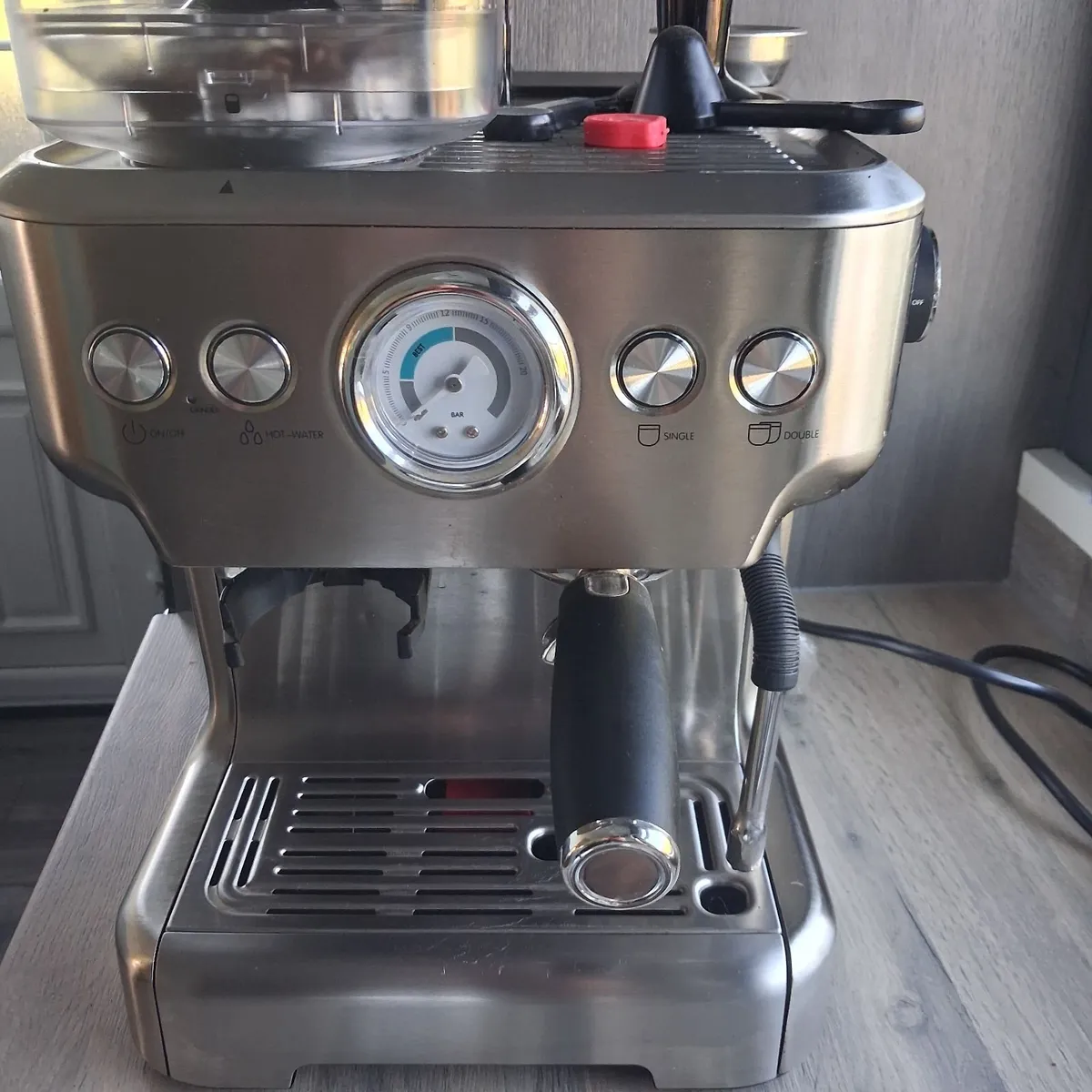 New coffee machine as seen - Image 4