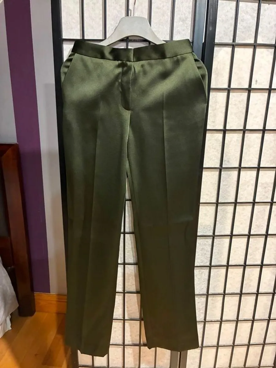 Dark forest green trouser suit size XS - Image 2