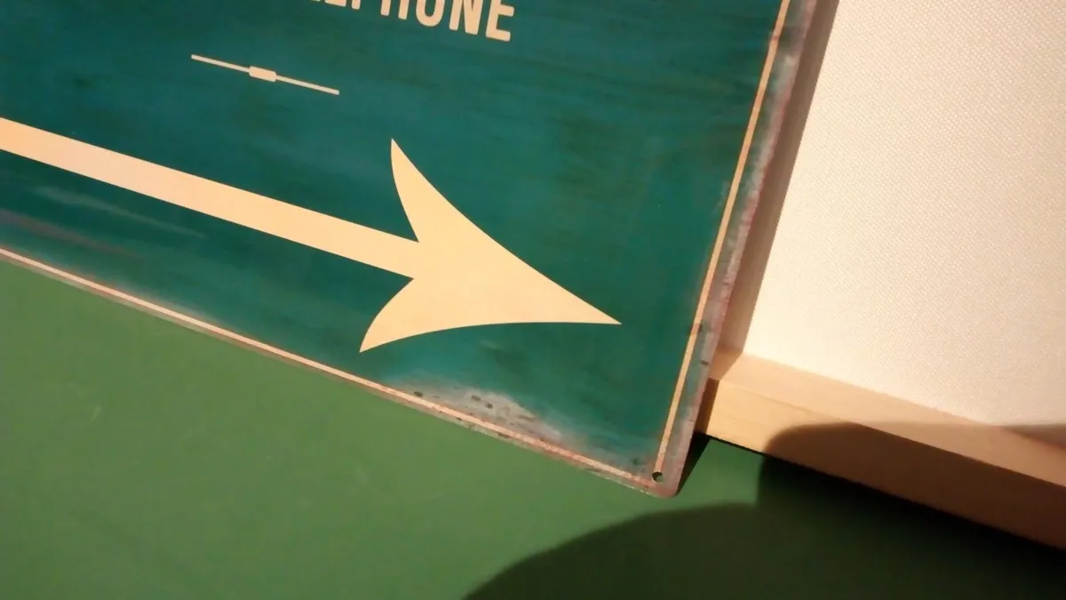Irish telephone novelty metal tin sign - Image 3