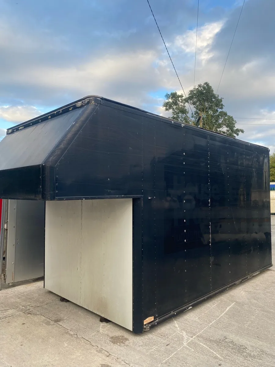13ft dry box body - Image 1