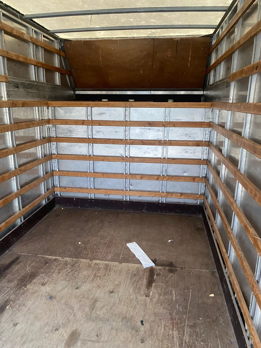13ft dry box body - Image 4