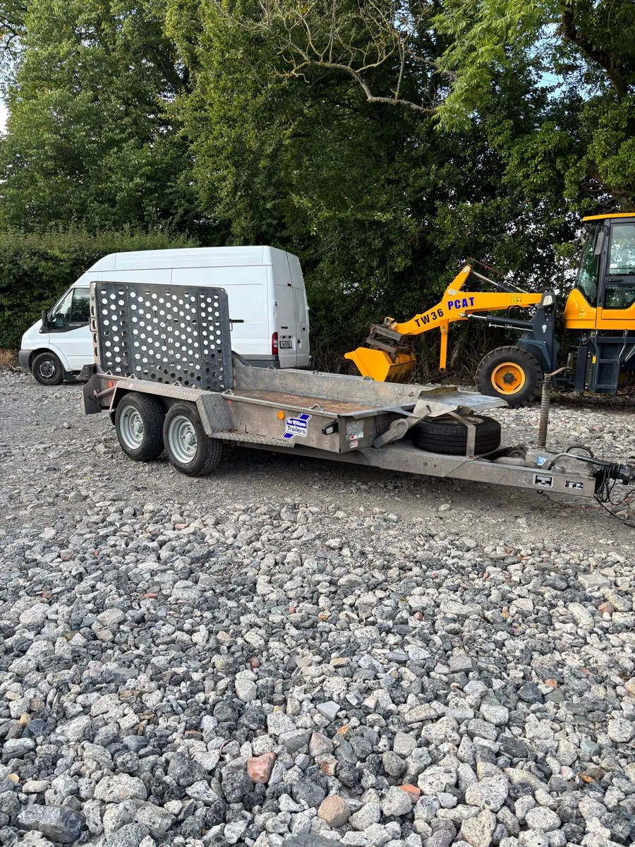Ifor Williams 10x5’4 Beavertail Plant Trailer - Image 1