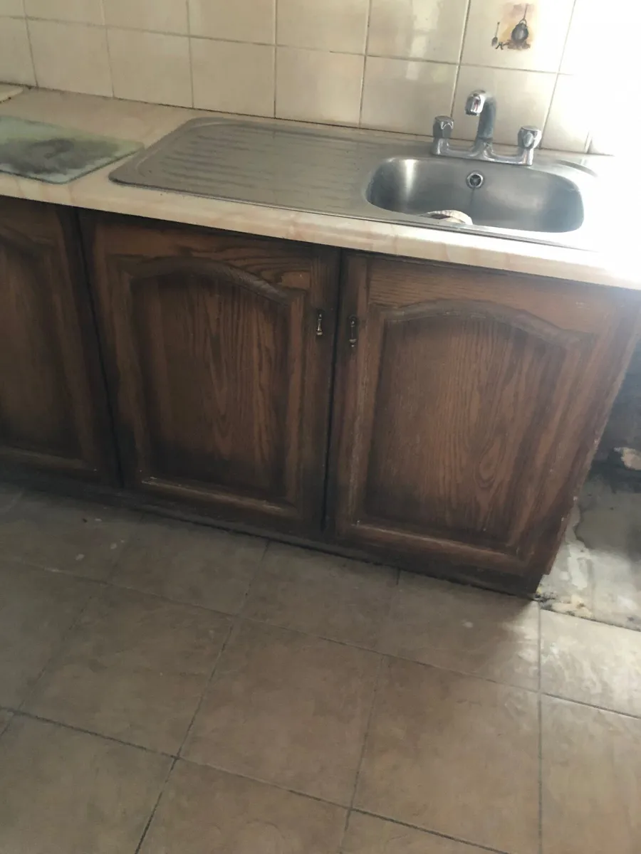 Kitchen - Image 3