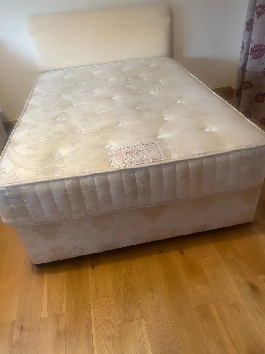 Double Bed - Image 2