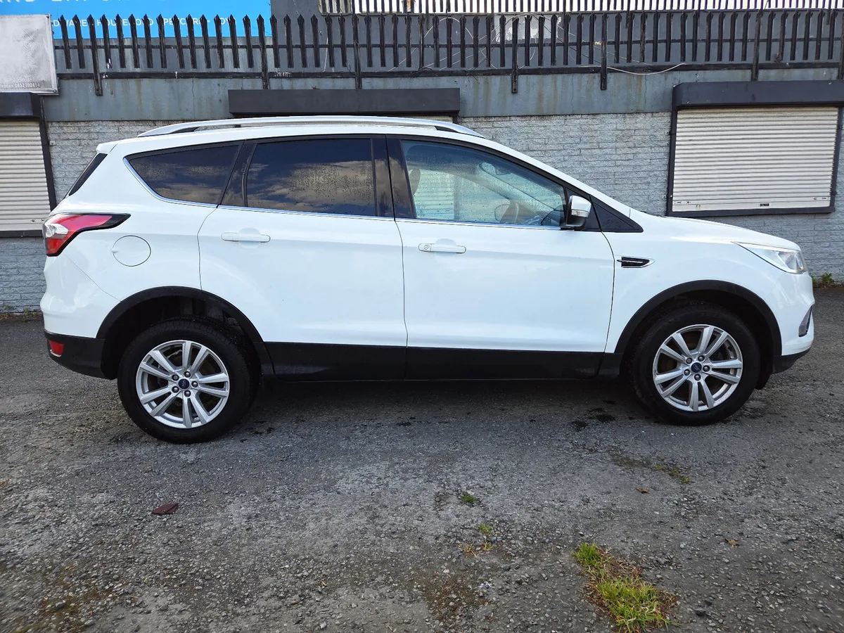 191 FORD KUGA ServHist New DOE Warranty V.Clean - Image 3