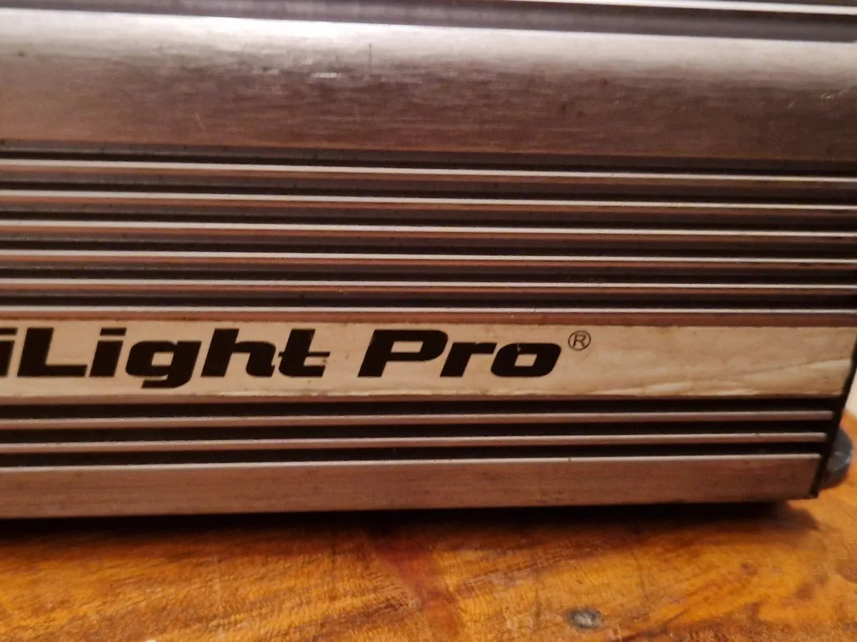 Maxibright DigiLight ProSelect Dimmable 600W Light - Image 3
