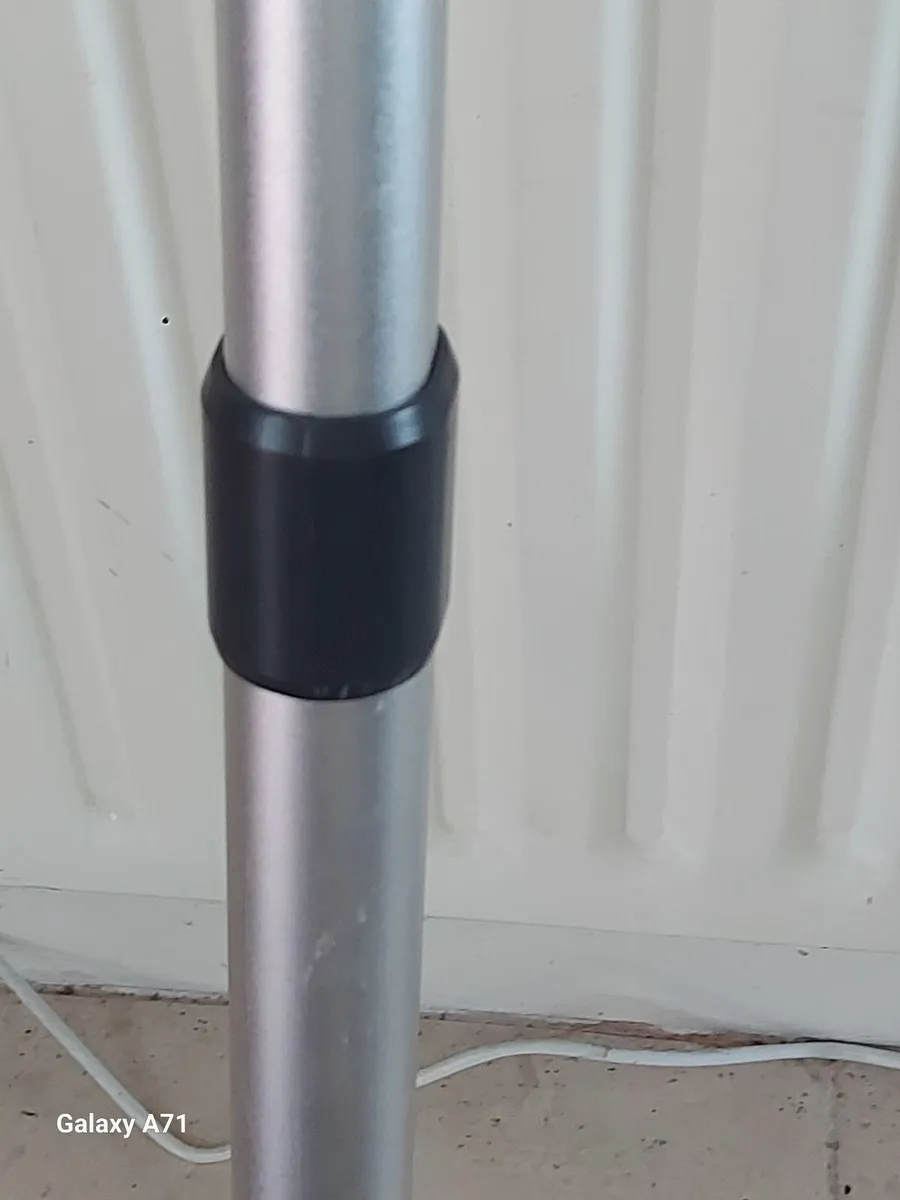 Oraimo Cordless Vacuum Cleaner with 2200mAh6 Recha - Image 3