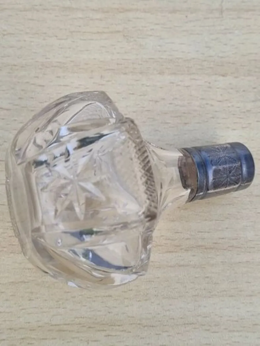 Vintage crystal bottle with silver top - Image 3