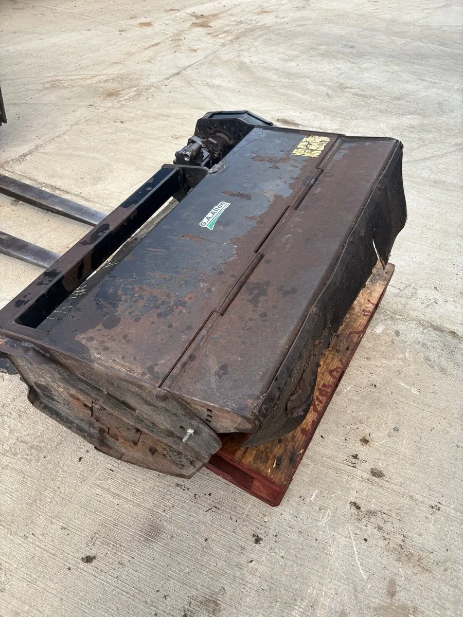 Spearhead hedgecutter head - Image 1