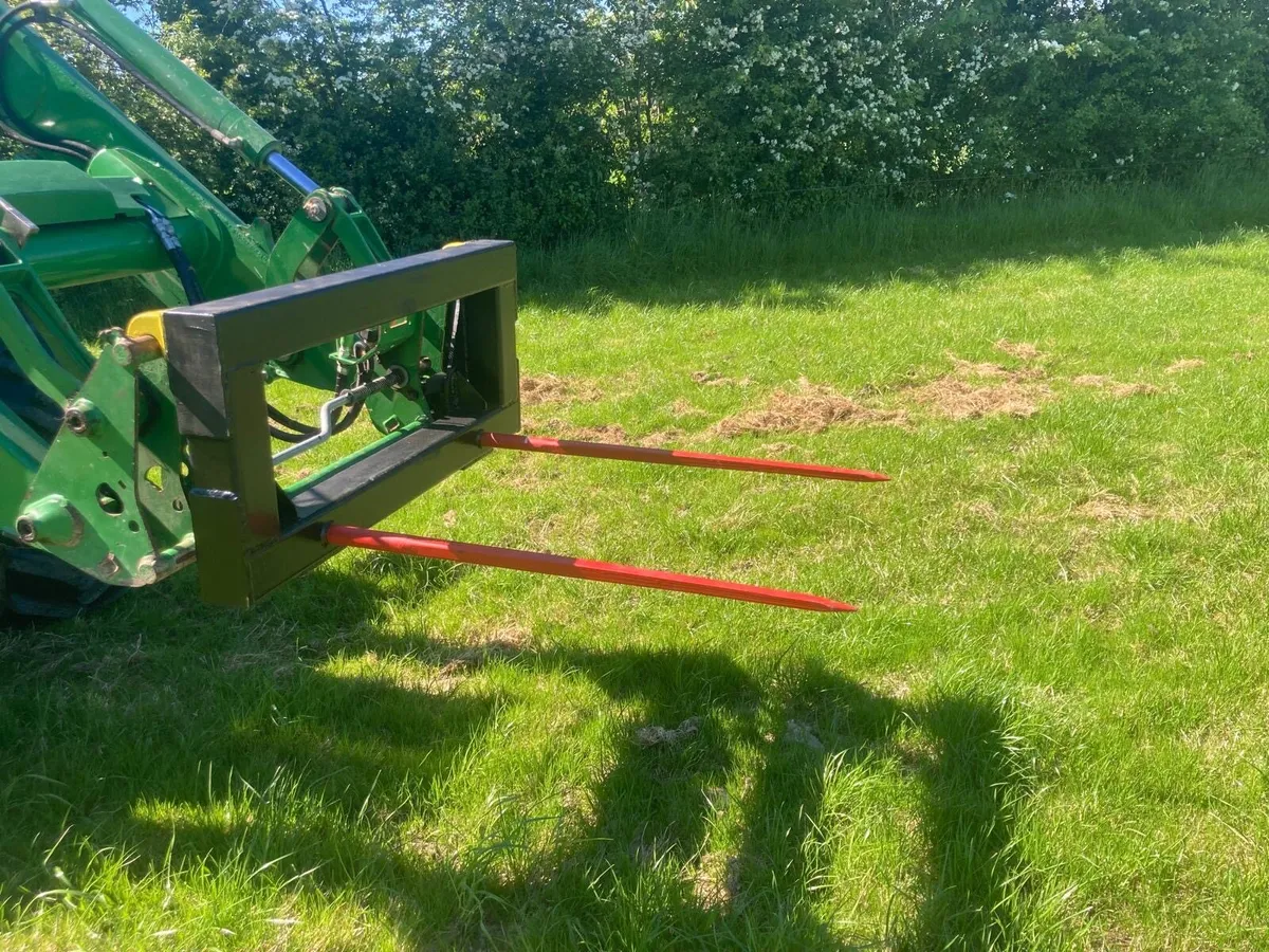 Bale spike for quicke hitch - Image 3