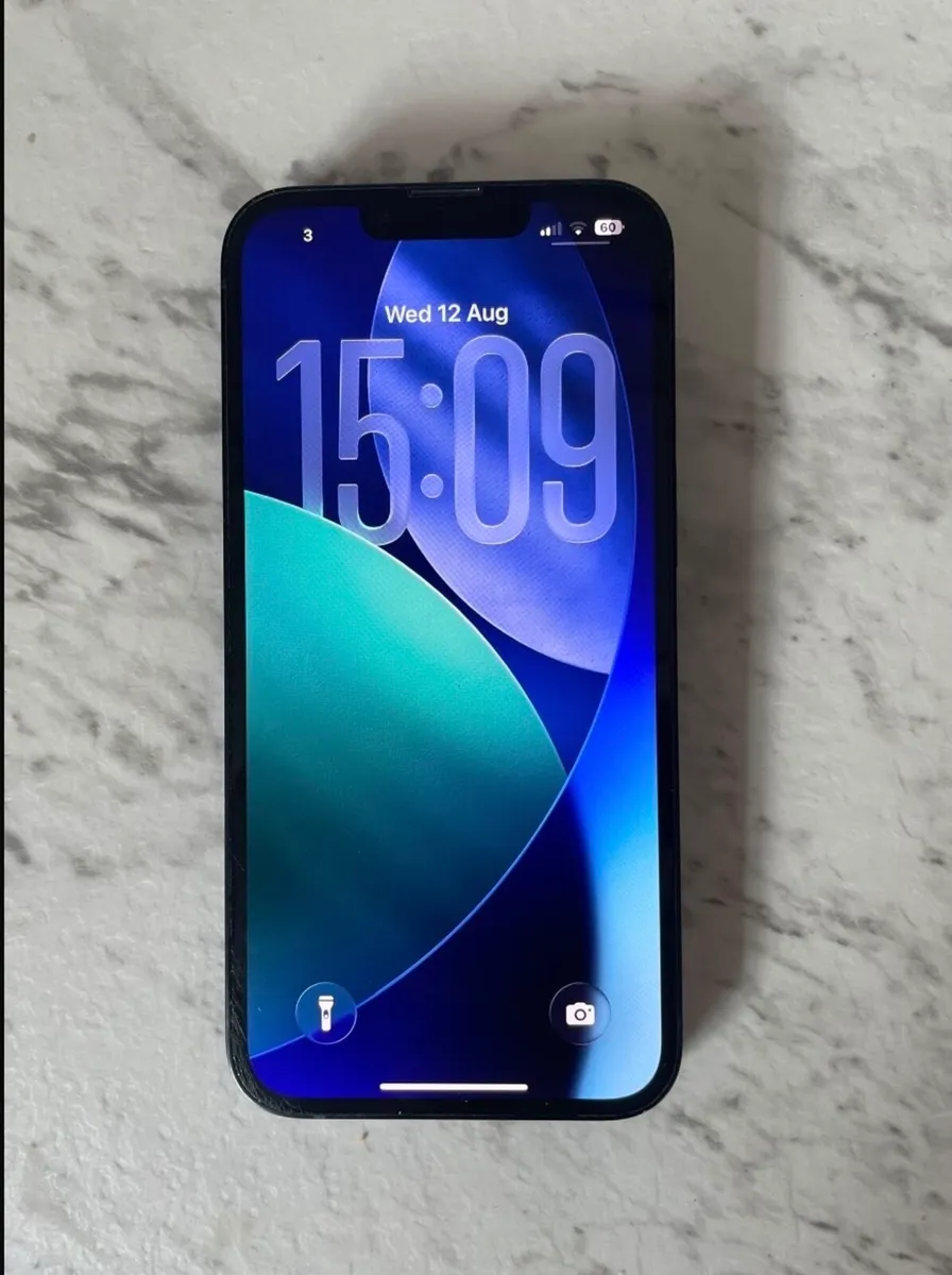 iPhone 14 - Image 1