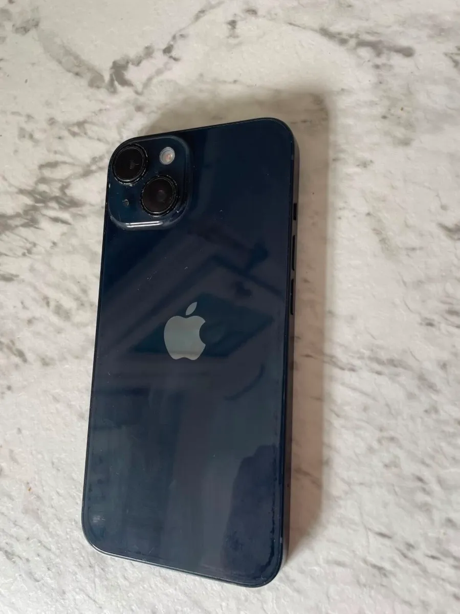 iPhone 14 - Image 3