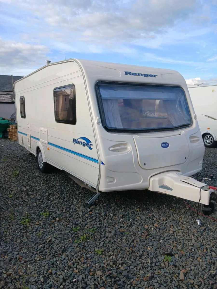 2006 bailey ranger 5/6 berth - Image 2
