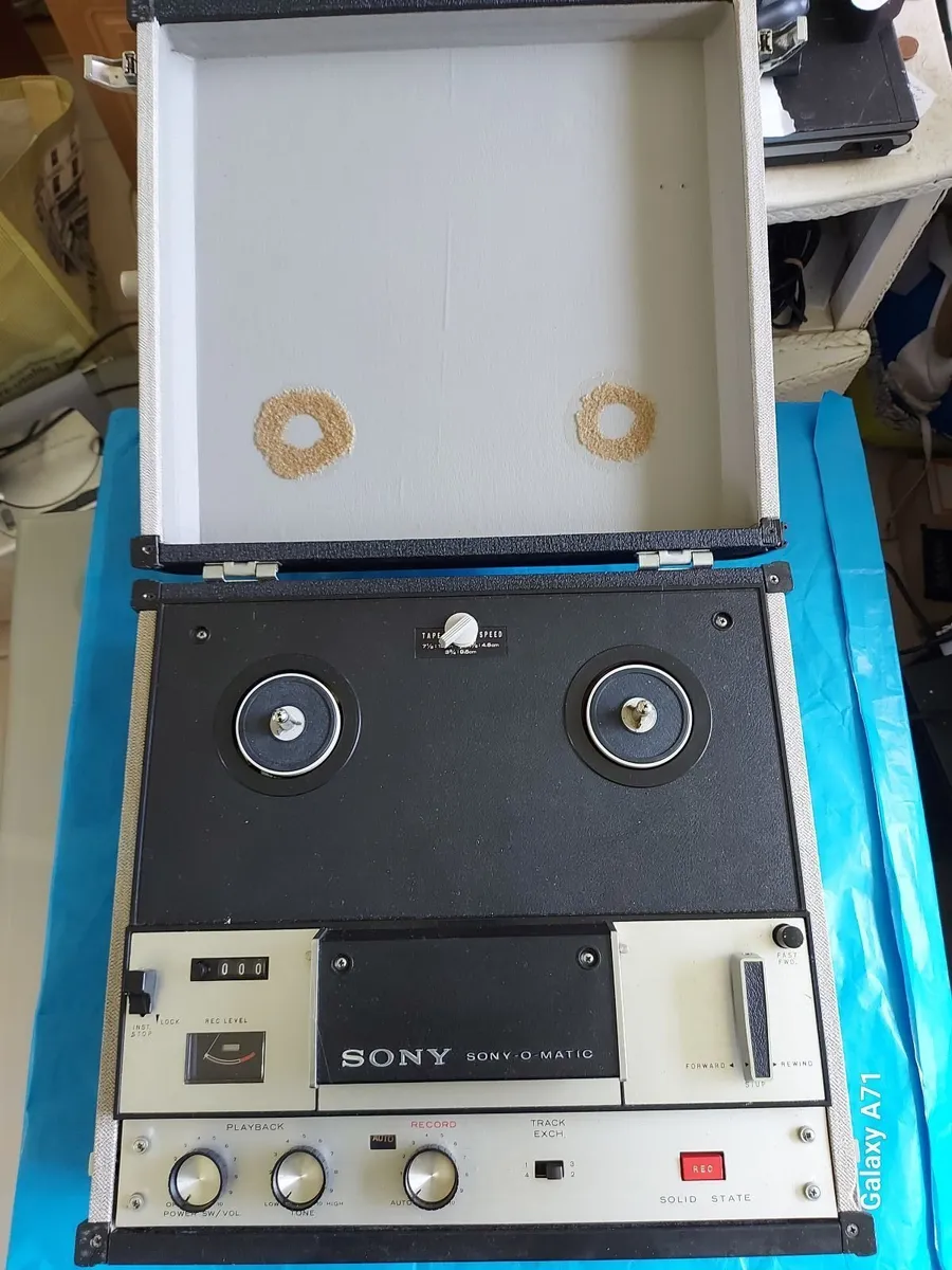 SONY TAPECORDER Model TC-105, in beautiful case an - Image 3