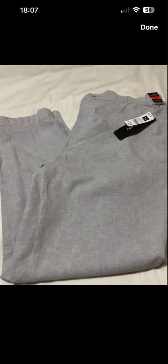Ladies BNWT trousers size 14 €10 - Image 4