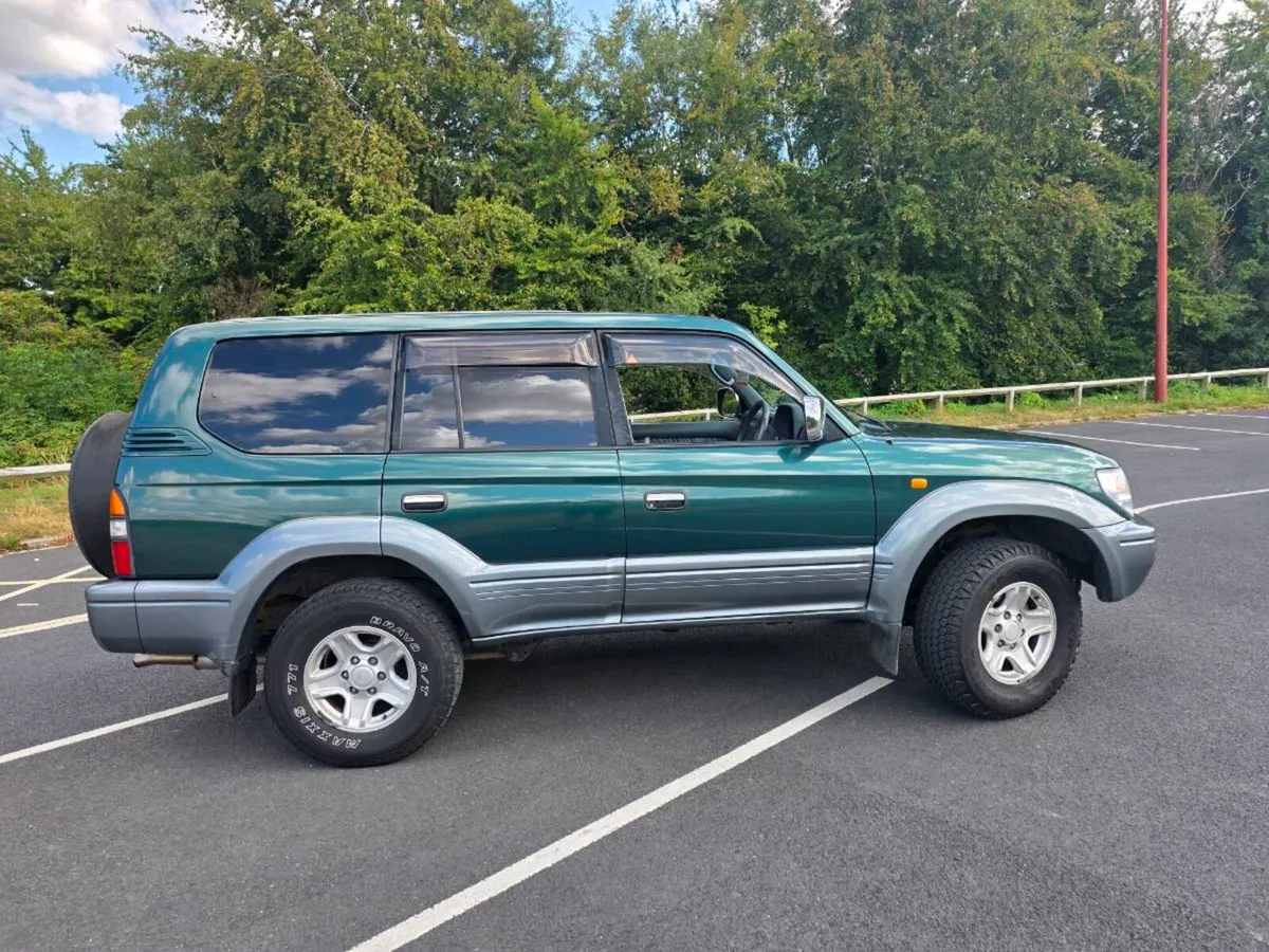 TOYOTA LANDCRUISER PRADO 3.0 - Image 4