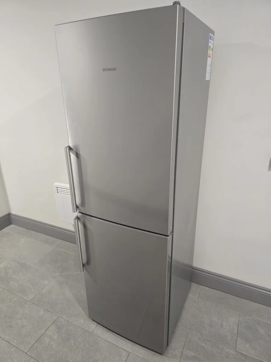 Siemens Fridge Freezer - Image 2