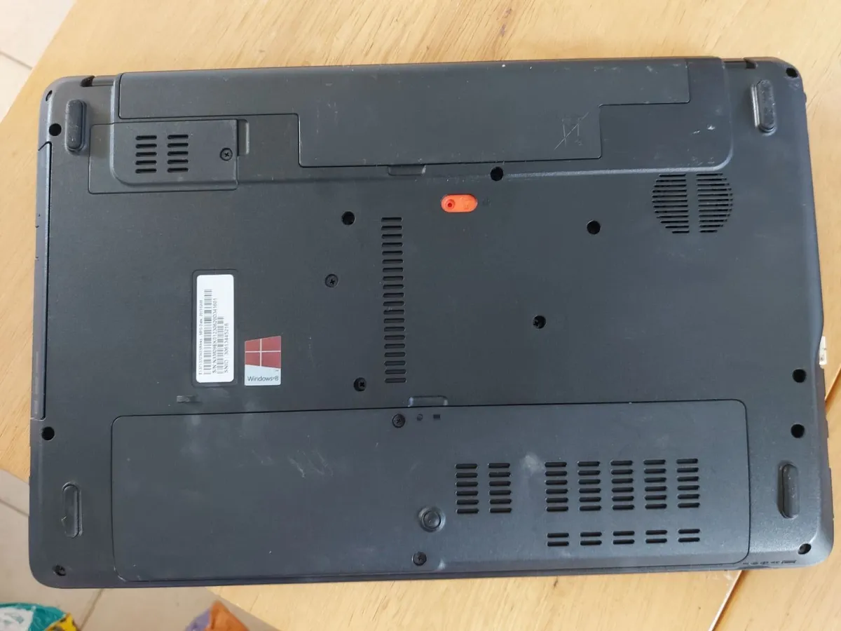 ACER Aspire Laptop E1-571, 4GB Ram, 500GB HDD - Image 4