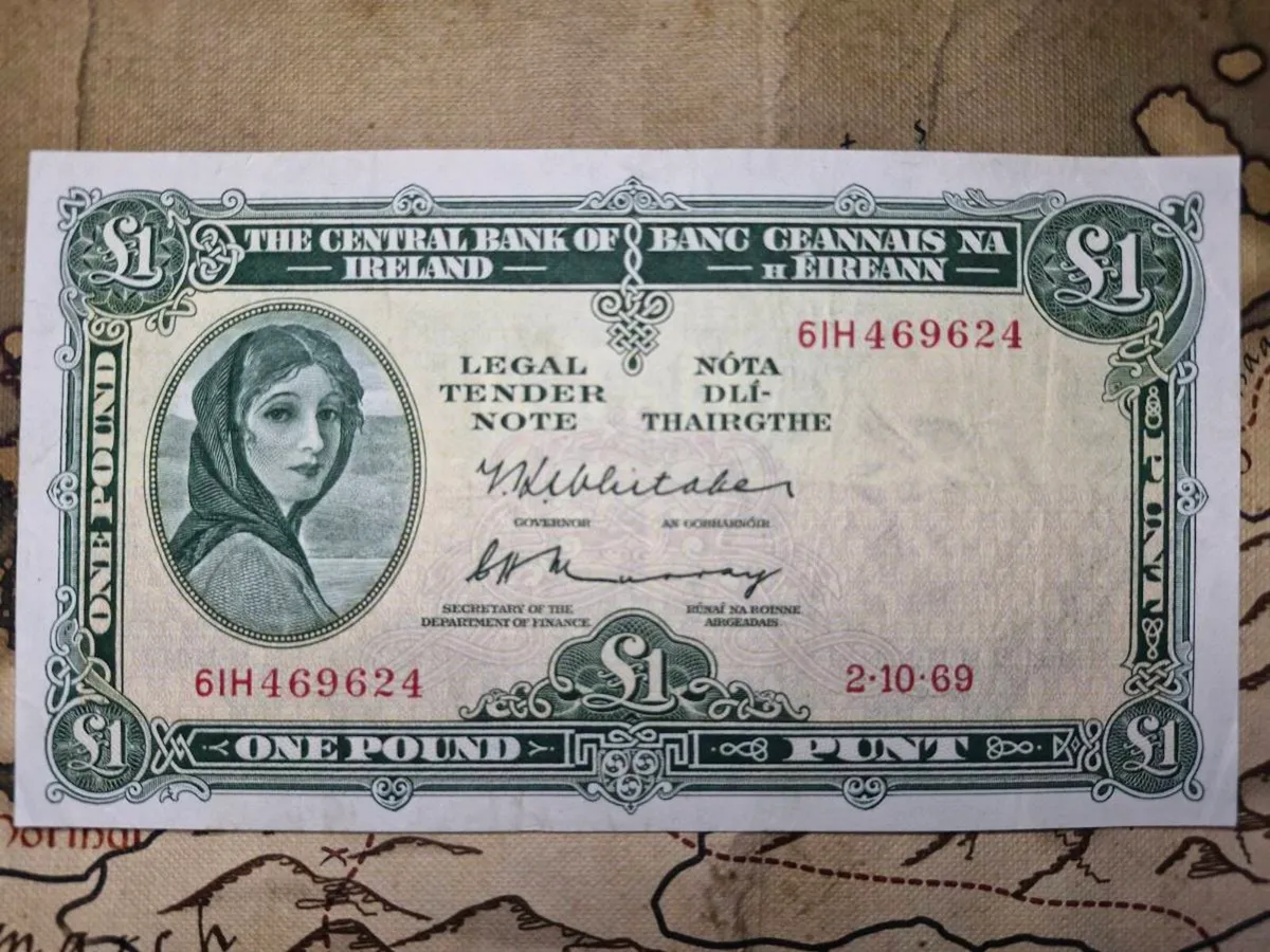 1 Pound Lady Lavery 2/10/69 IRISH NOTE - Image 1