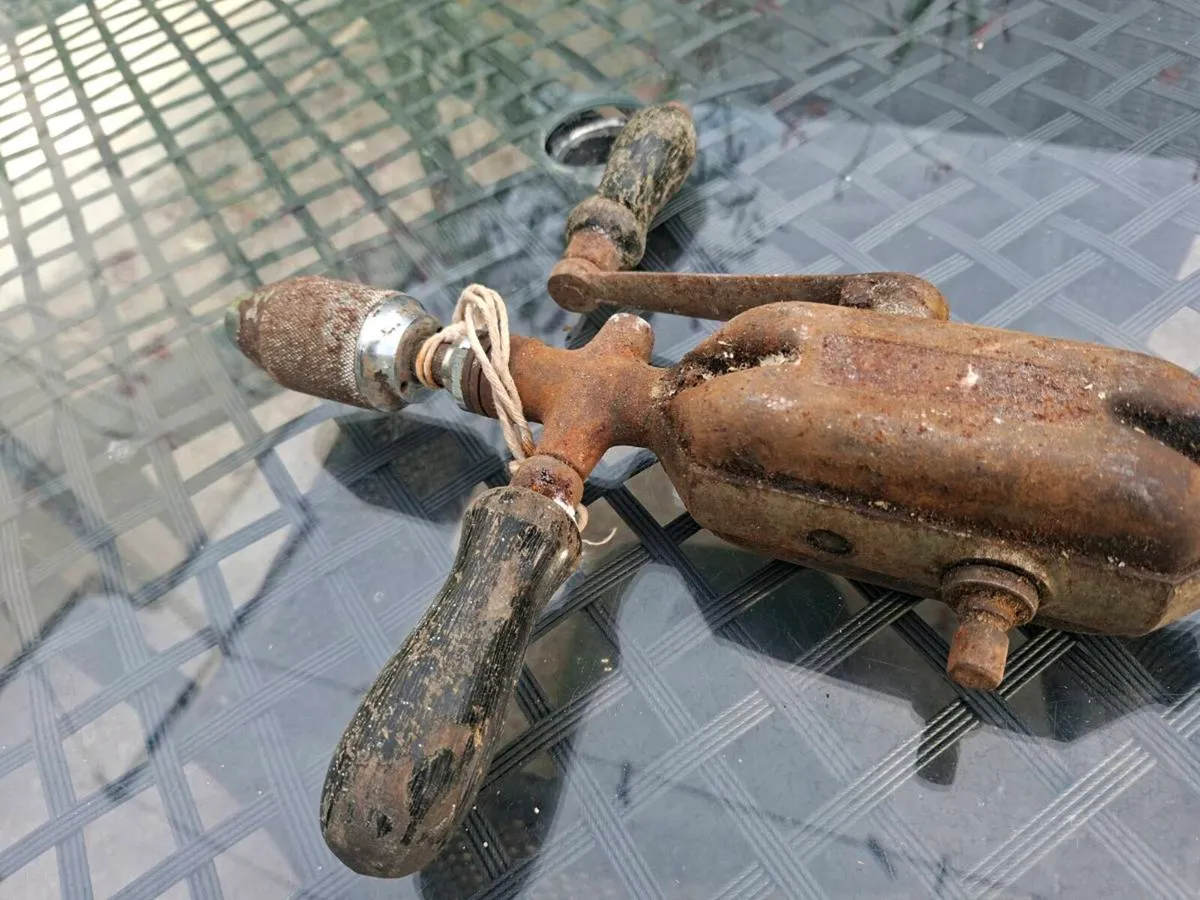 Antique manual Hand Crank Chest Drill - Image 3