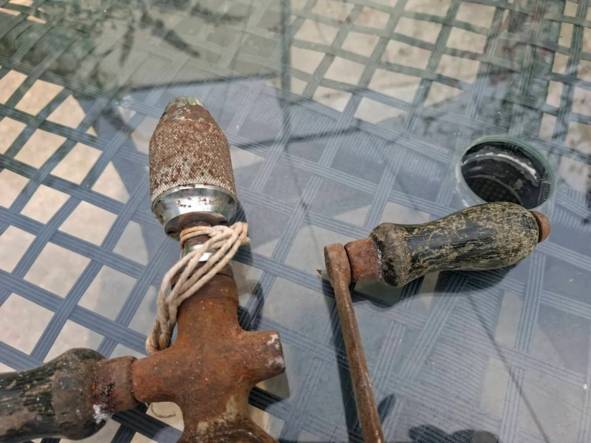 Antique manual Hand Crank Chest Drill - Image 4