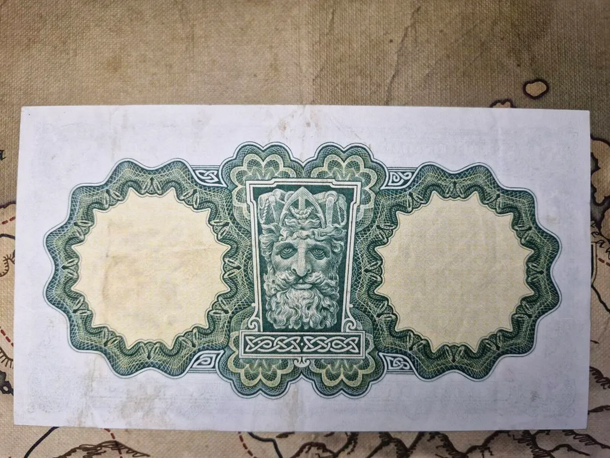 1 Pound Lady Lavery 29/5/67 IRISH NOTE - Image 2