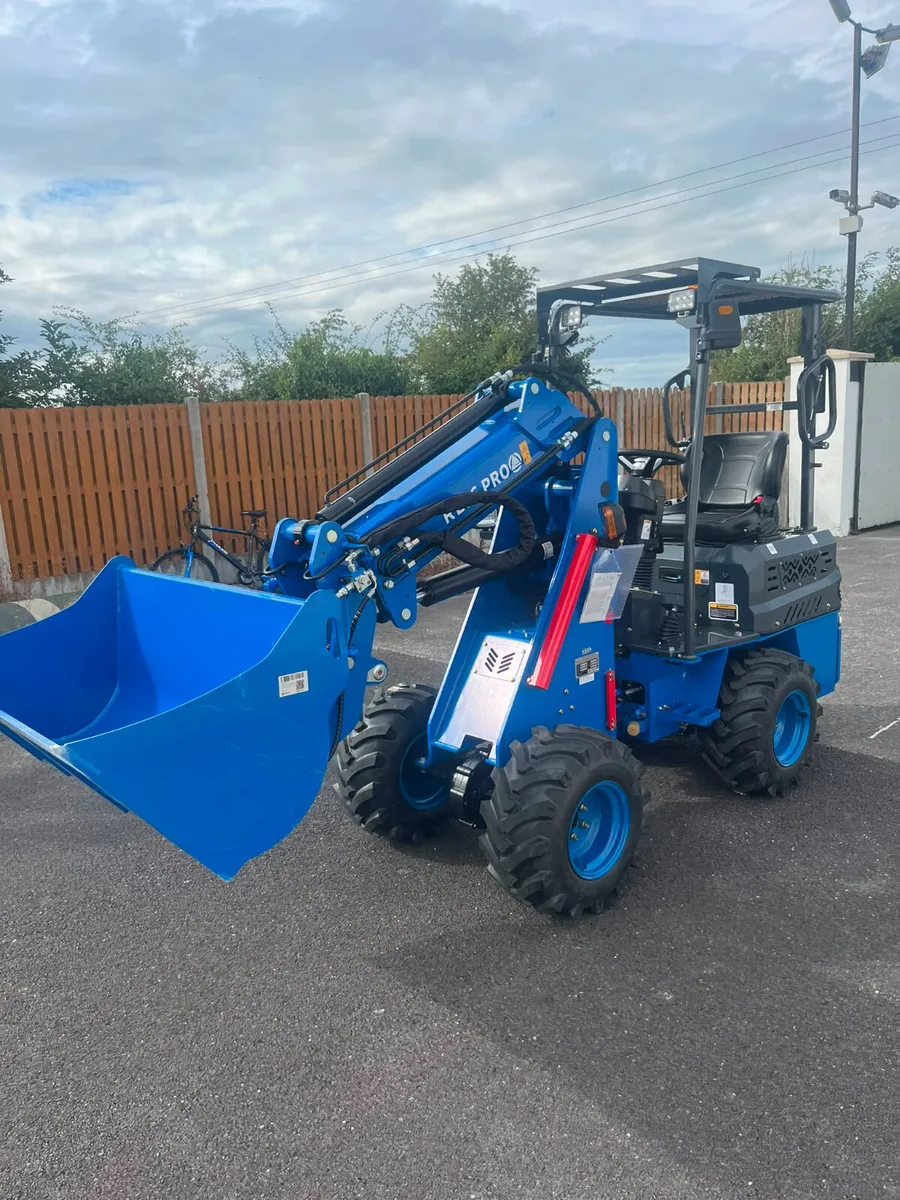 RIPPA RL06T Kubota Powered Telescopic Loader - Image 2