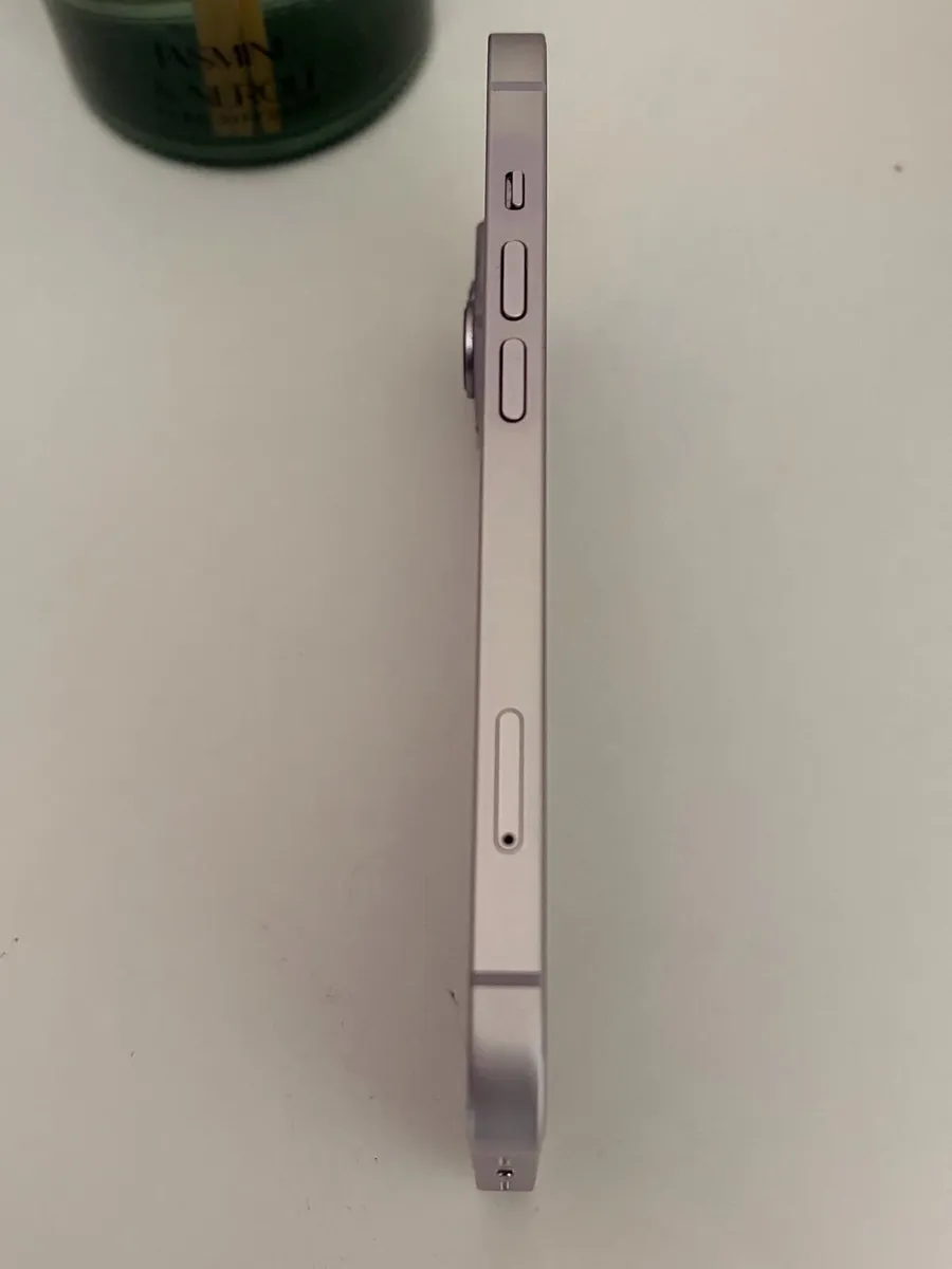 iPhone 14 - Image 3