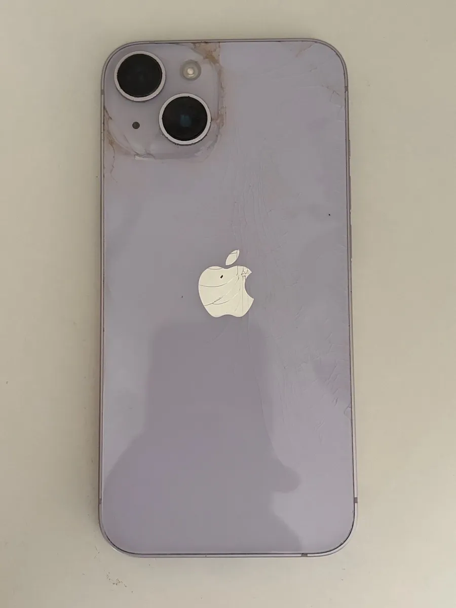 iPhone 14 - Image 4