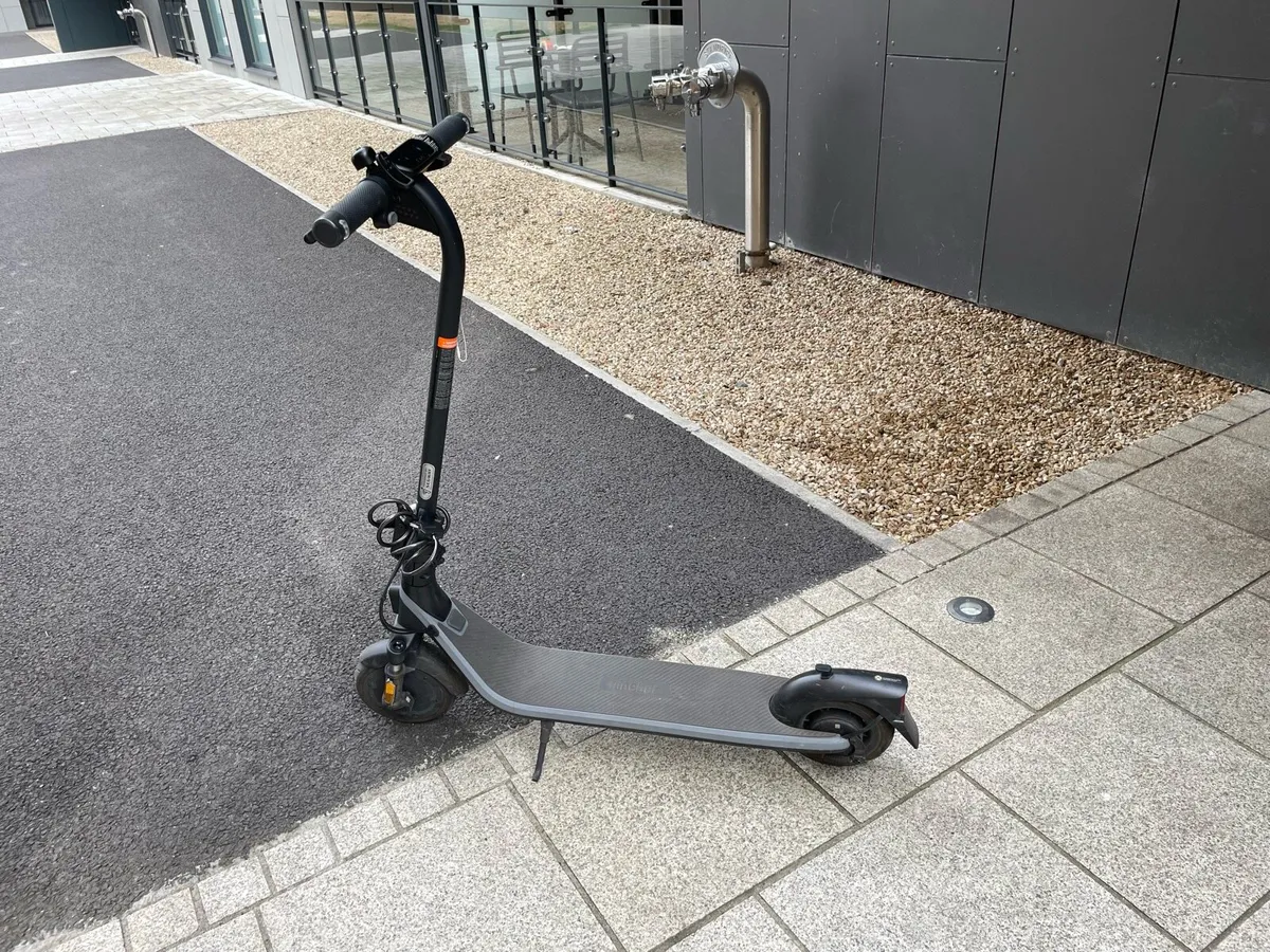 E Scootet Ninebot - Image 1