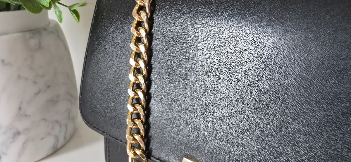 Michael Kors black bag gold hardware - Image 2