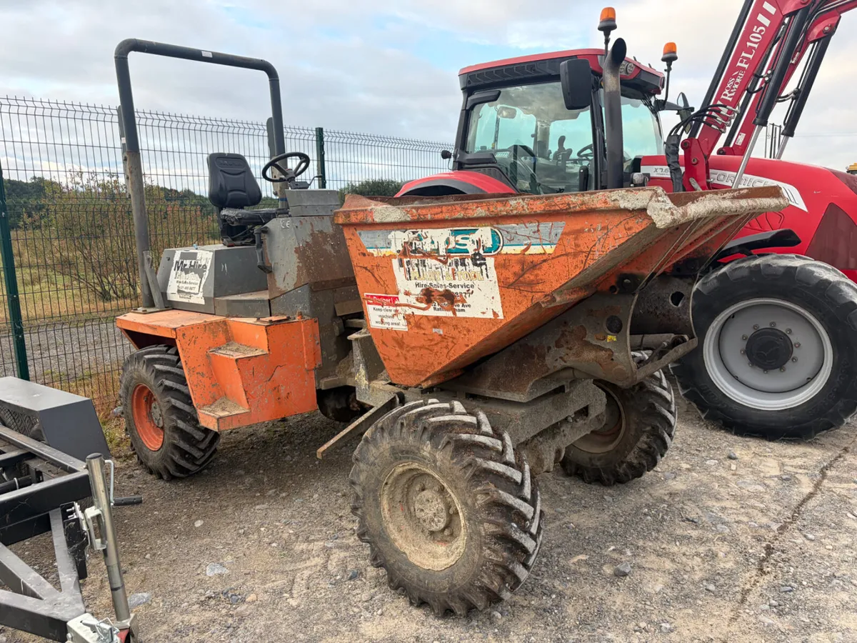 Portlaoise Auction Yard Full - Image 4