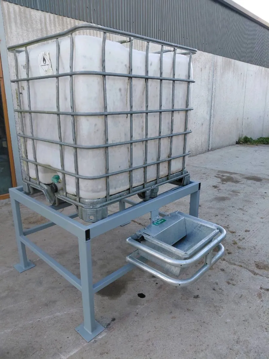 Portable IBC Drinking Trough - Image 1